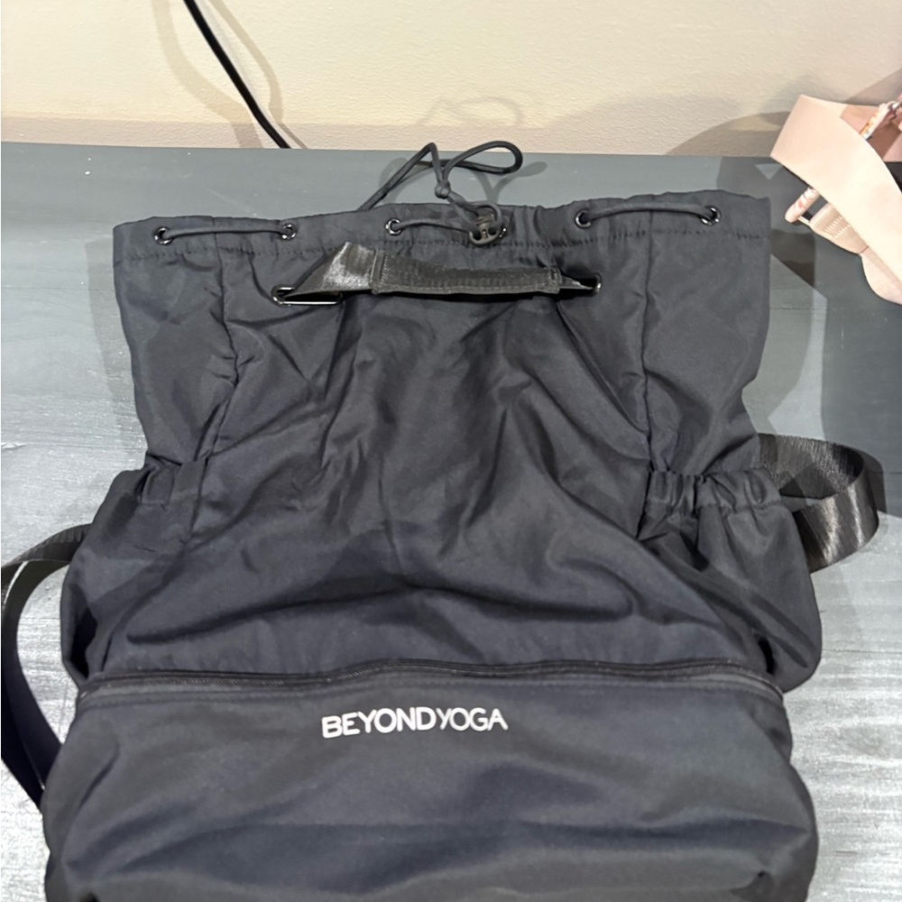 Beyond Yoga Sleek Black Bag